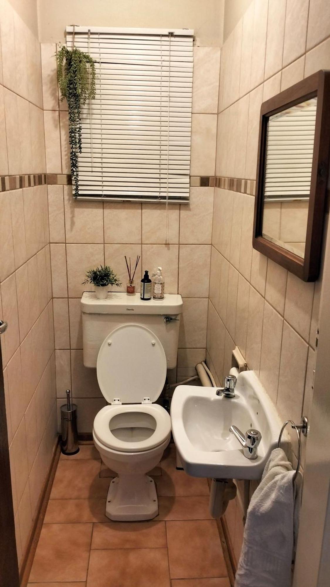 Anri Guesthouse Bloemfontein Ngoại thất bức ảnh